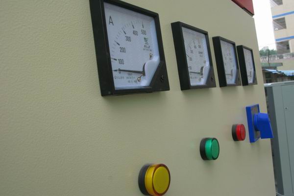 和顺配电柜-3683讲讲配电柜注意事项